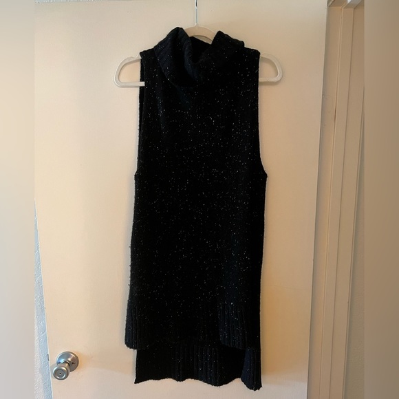 Sam Edelman Sleeveless Knit Turtleneck - Picture 2 of 3
